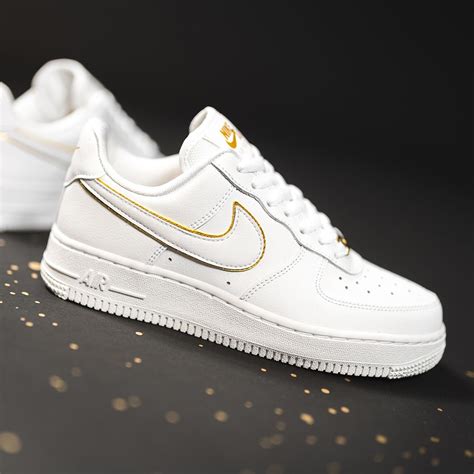 nike air force gefüttert damen|Nike Air Force 1 07.